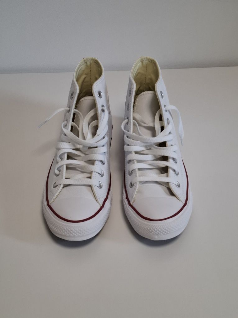 Converse tenisi piele