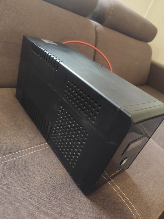 UPS  nJoy Isis 1500VA