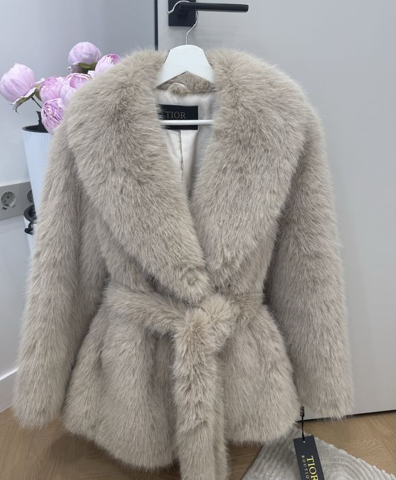 Экошуба/Шуба из искуств. меха Новая бренд Tior с этикеткой размер S