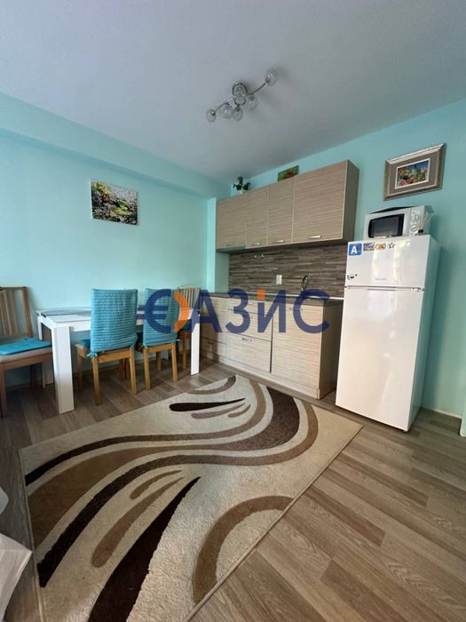 Продава се Едностаен апартамент в Свети Влас - 45 кв.м за 1578 €/кв.м - Снимка #12