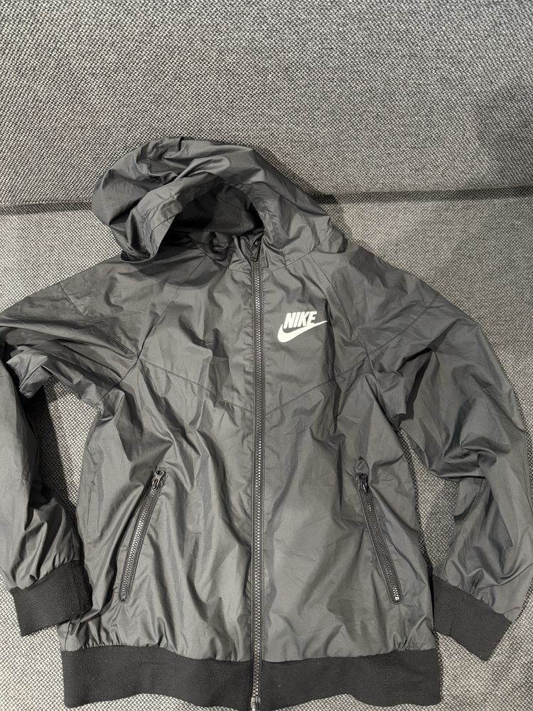 детски дрехи за момче Nike, размер 137-147см. и 147-158см.