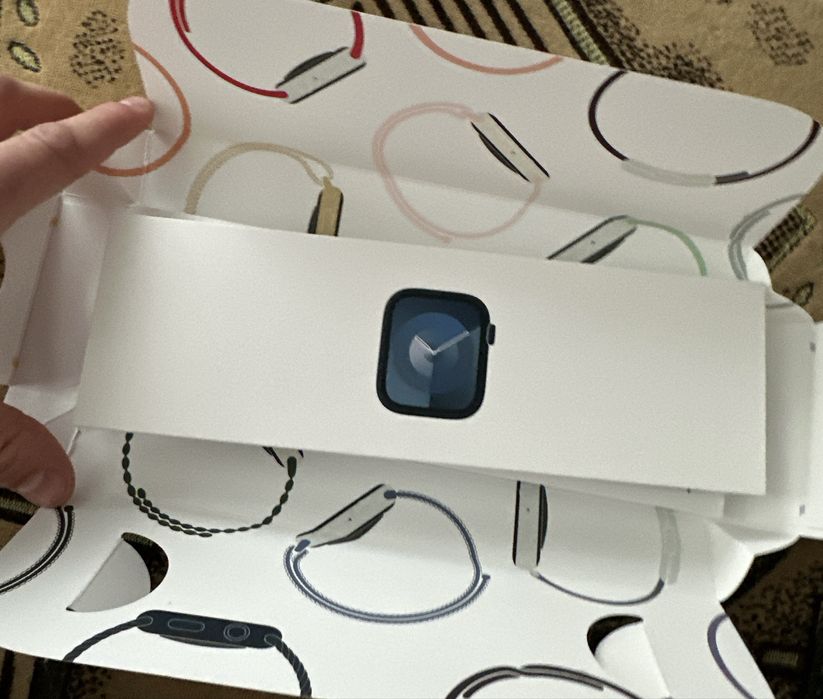 Продам эпл вотч 9