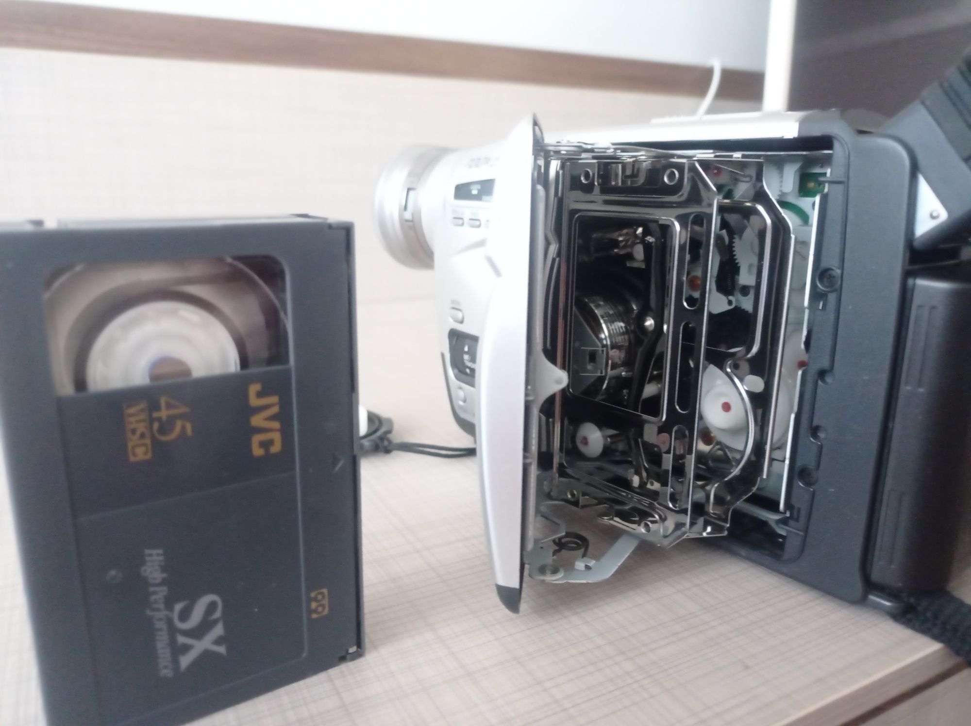 Видеокамера Panasonic NV-RZ15