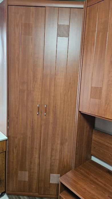 Продам корпусную мебель, комплект,