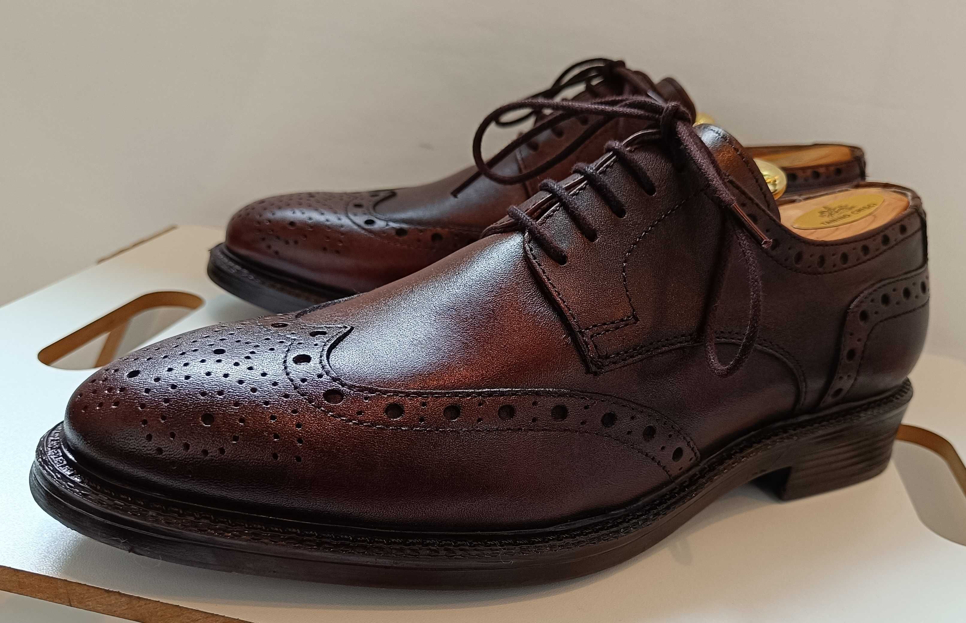 Pantofi derby 42 brogue lucrati manual Solo Soprani piele naturala