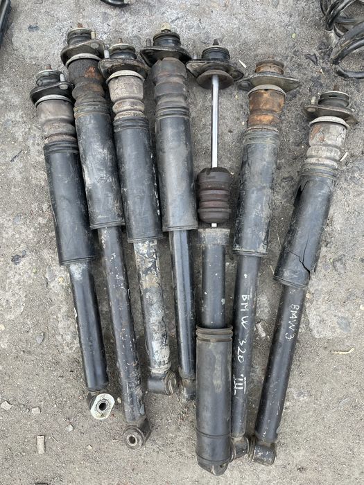 Задние оригинальные амортизаторы BOGE бмв е36