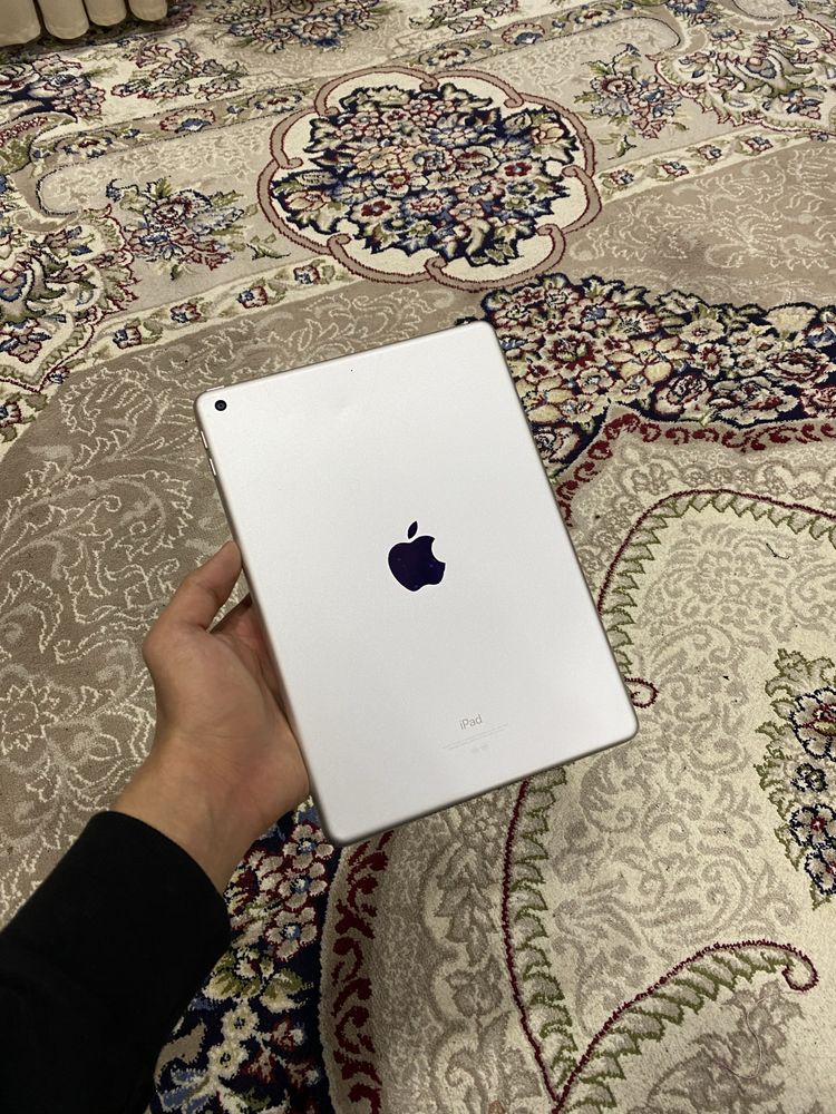 iPad (5-го поколение) 32G