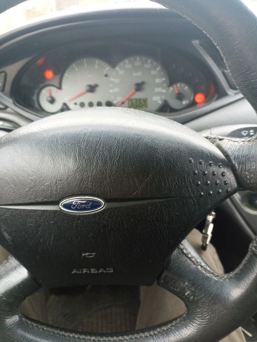 Ford focus 1 in perfecta stare de funcționare