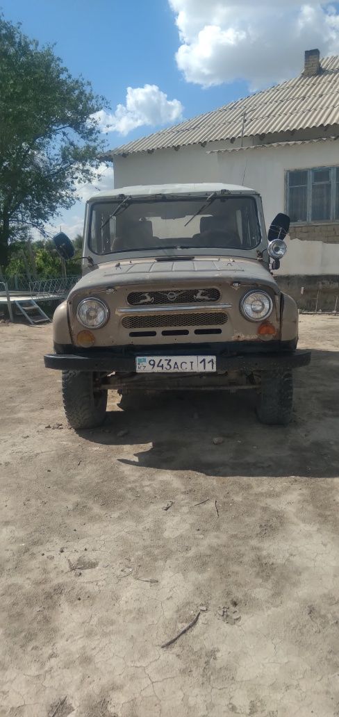 Uaz 31512 сатылады. Газ бензин.