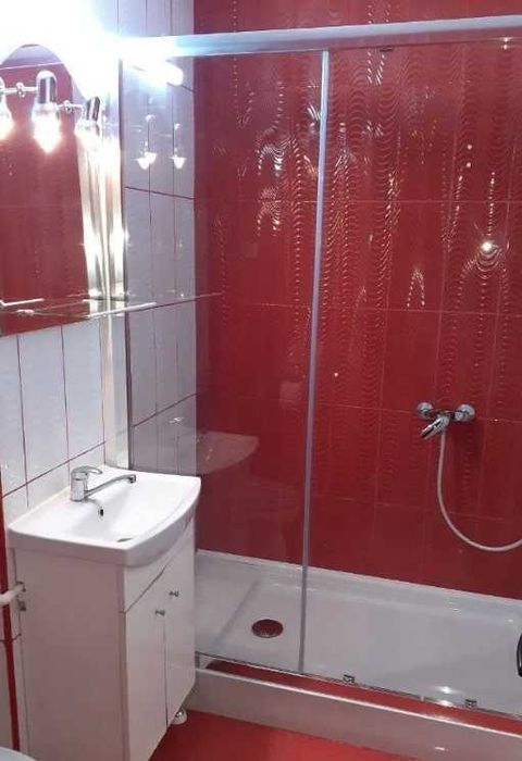 Дава се под наем Тристаен апартамент в Пловдив, Христо Смирненски - 85 кв.м за 265.2 € - Снимка #1