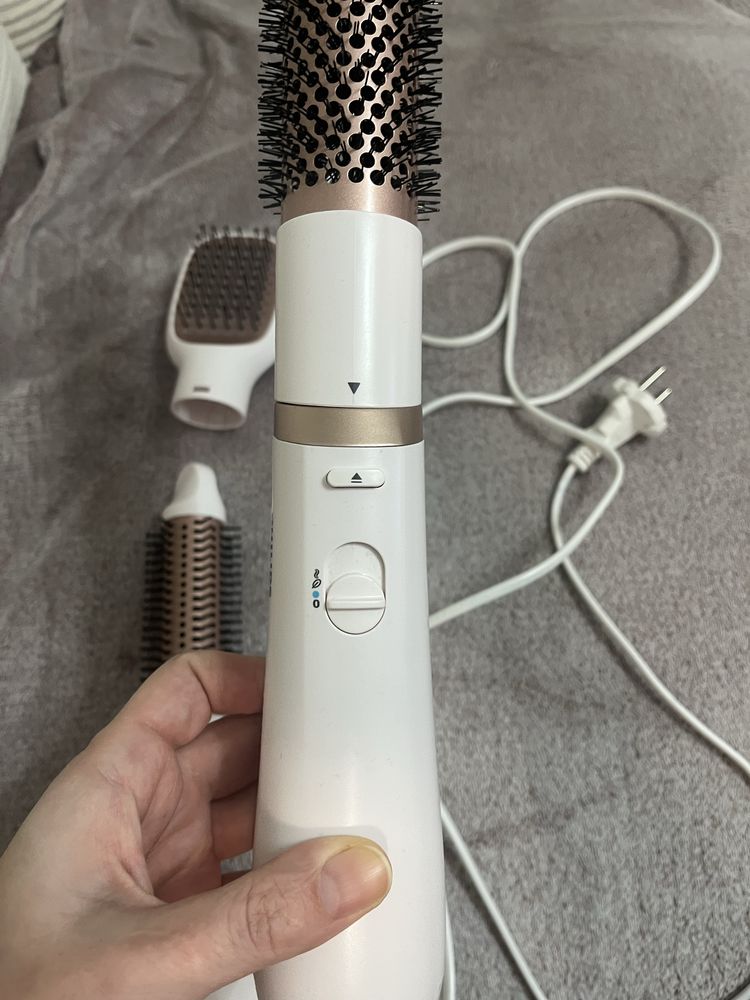 Електрическа четка за коса Philips