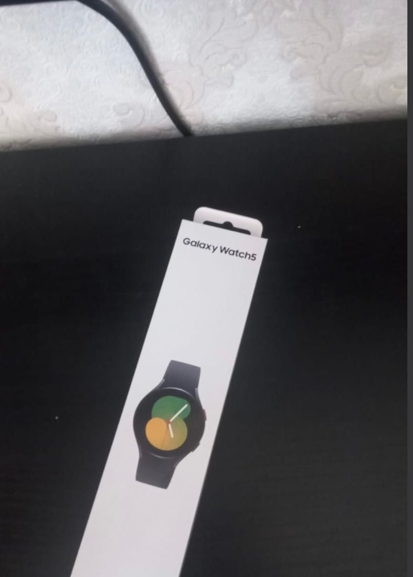 Продам часы Galaxy watch 5