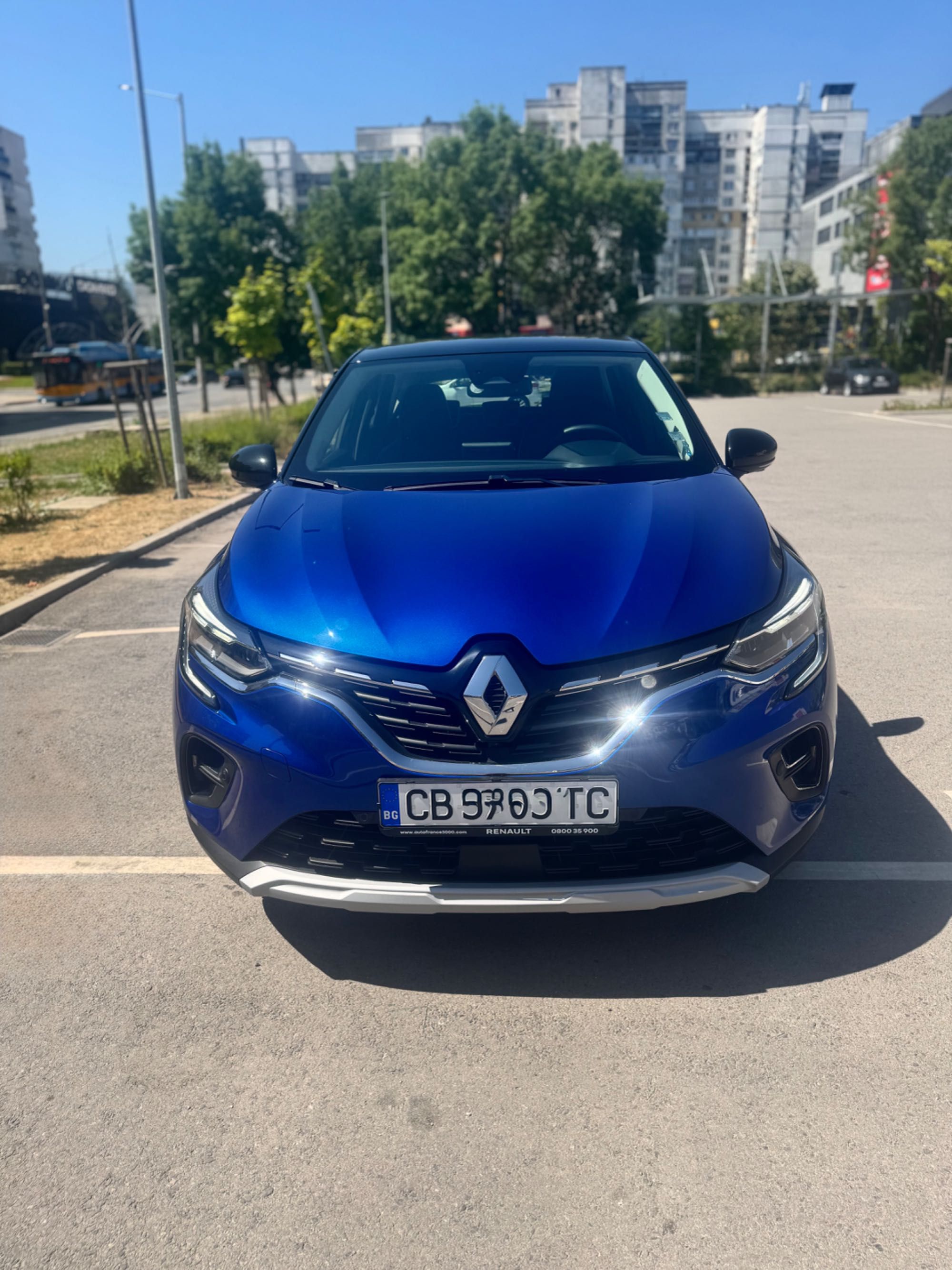 Renault Captur Intens TCe бензин LPG 100, 13 200 км, гаранционен.