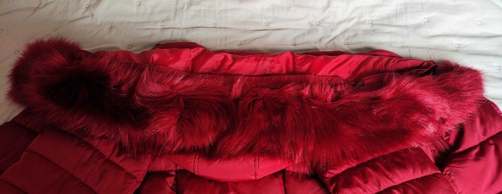 Дамско зимно яке с качулка, естествен косъм, цвят бордо от шушляк,3XL