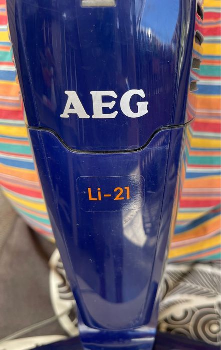 Vind aspirator vertical Aeg