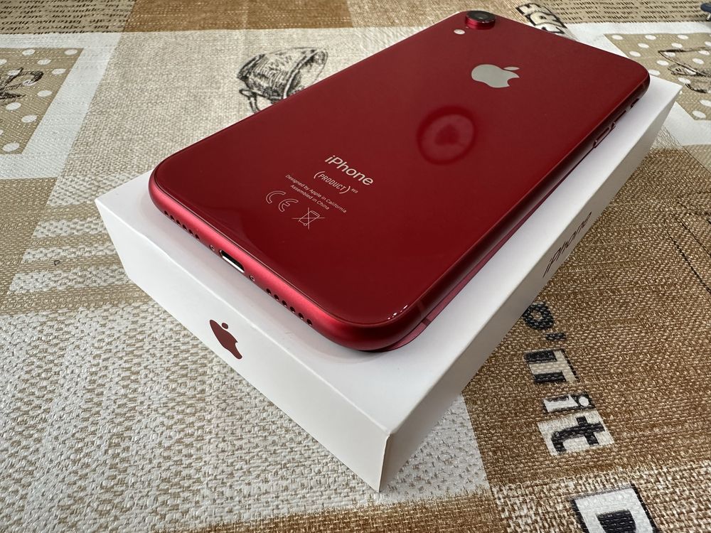 iPhone  XR   Red