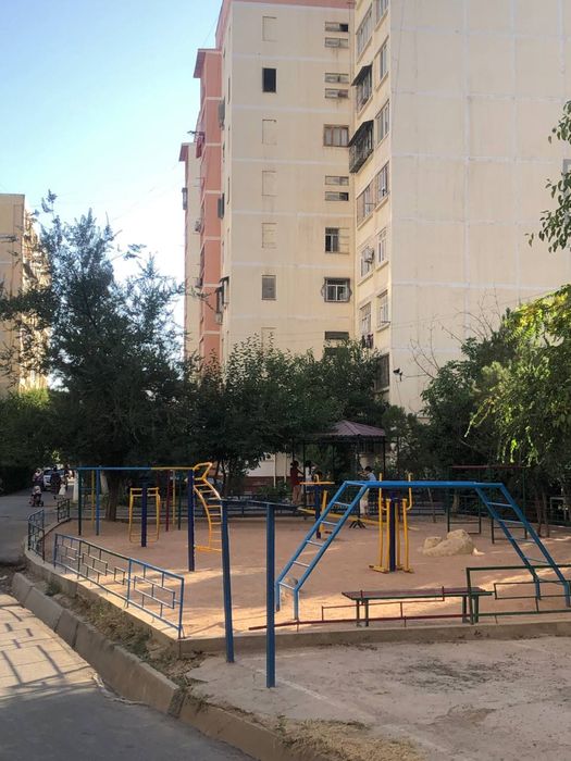 2 xonali uy sotiladi