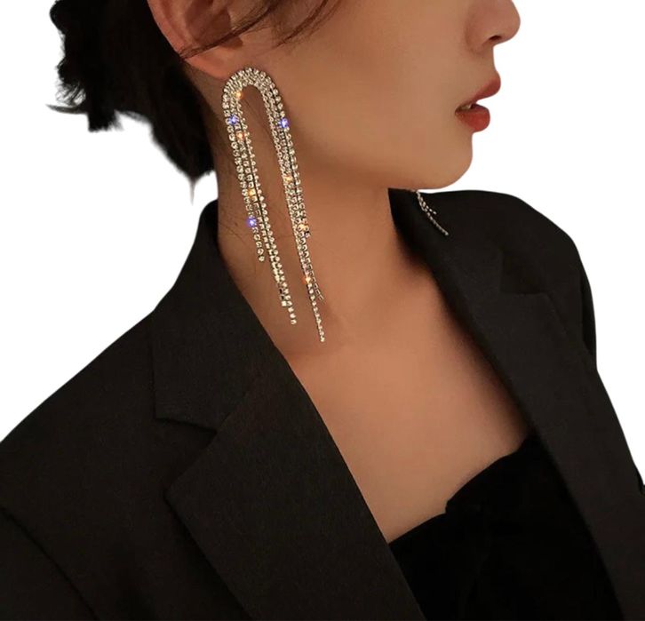 Серьги со стразами