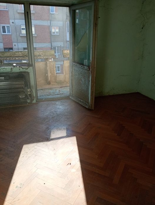 Servicii de debarasări subsoluri, mansarde și apartamente, Transport