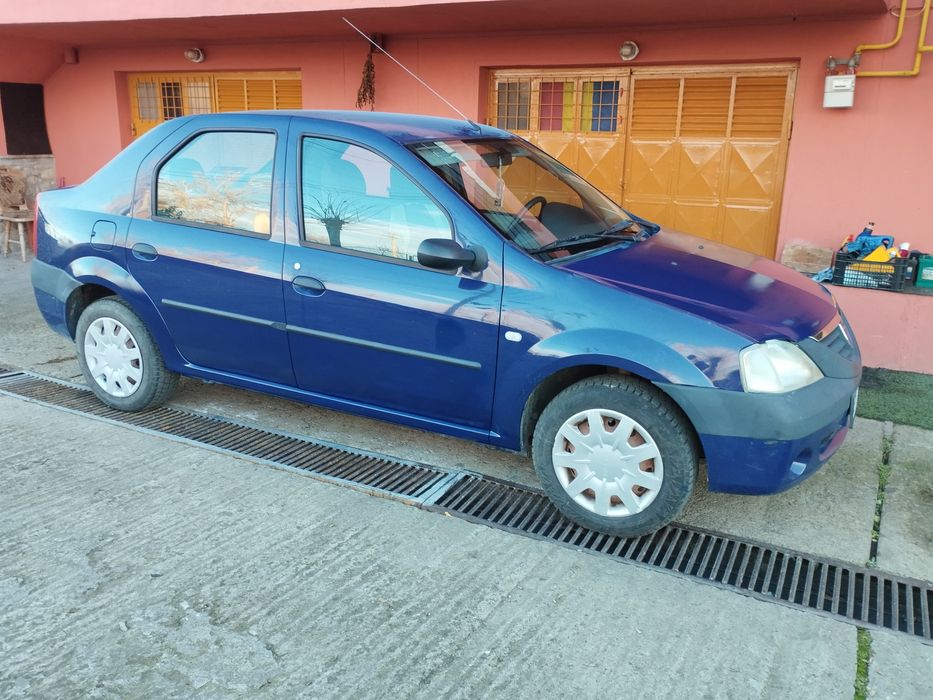 Vând Dacia Logan 2008