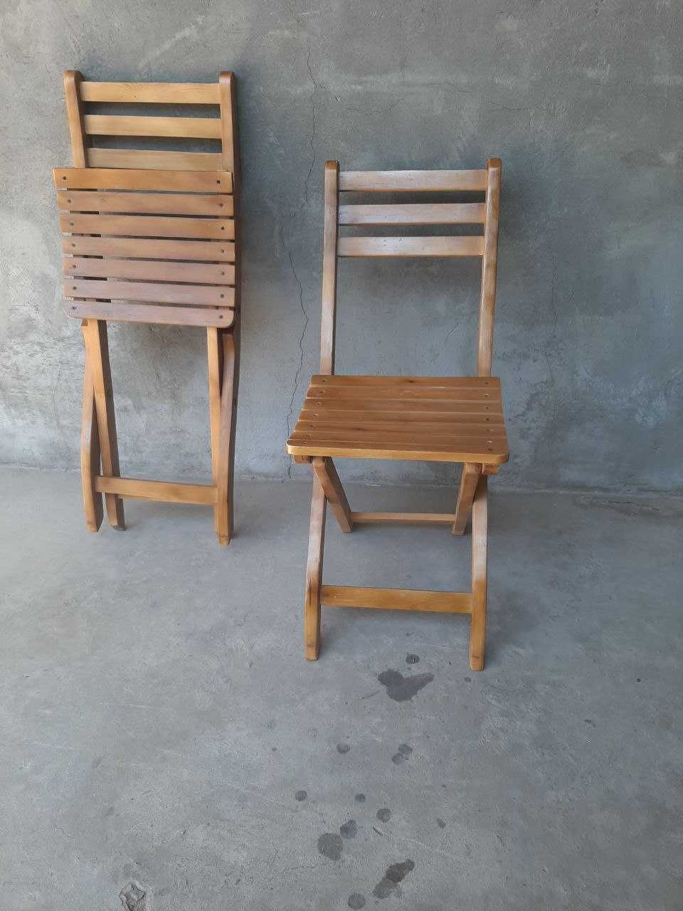 Продам стулья складные.