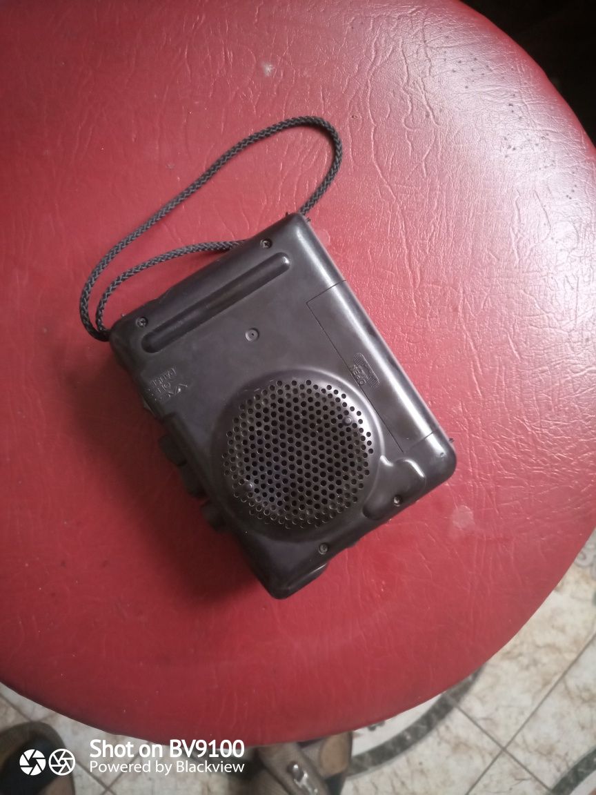 Vând mini cassette recorder rql349