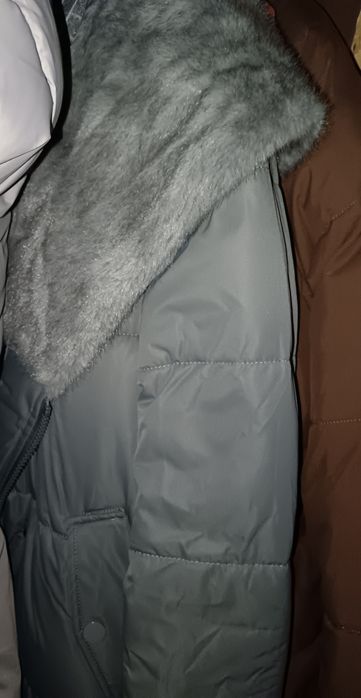 Продам женский пуховик
