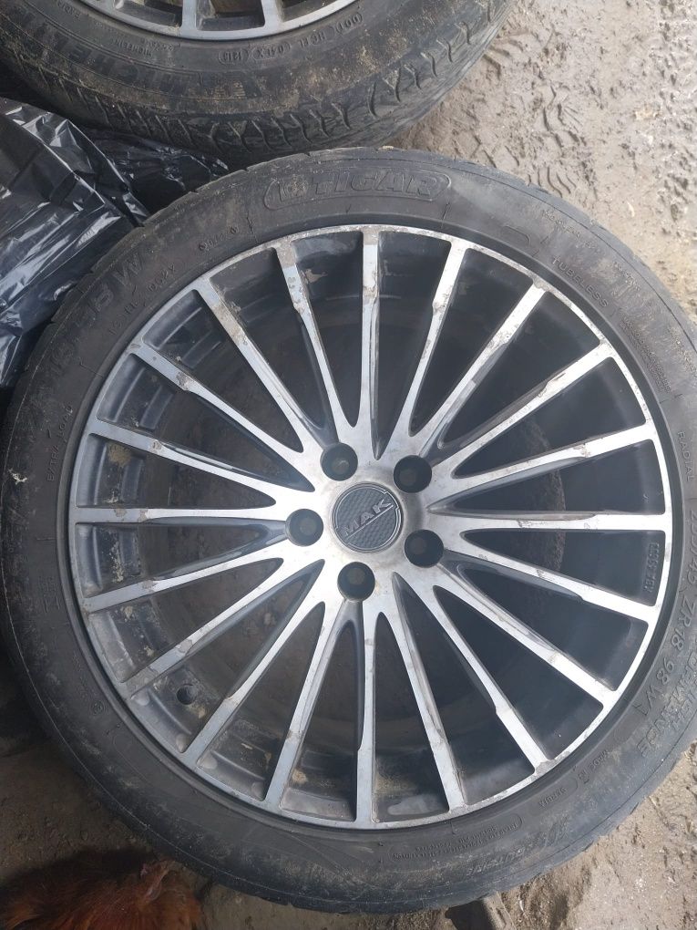 Se vinde roti 5x108 R18