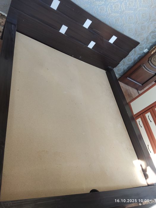 Mebel 2kishilik b/u xolatida