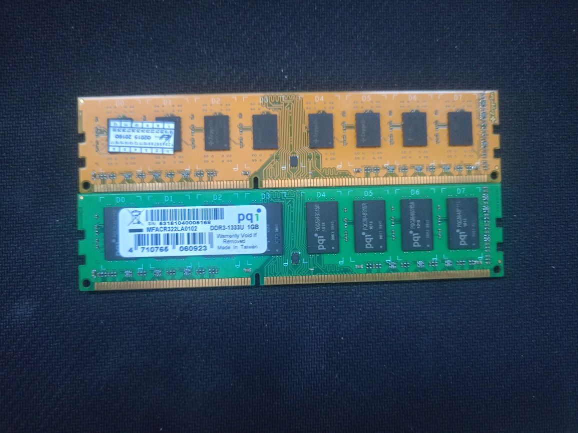 Опиротивная память  DDR 3 1333U на 1 гб