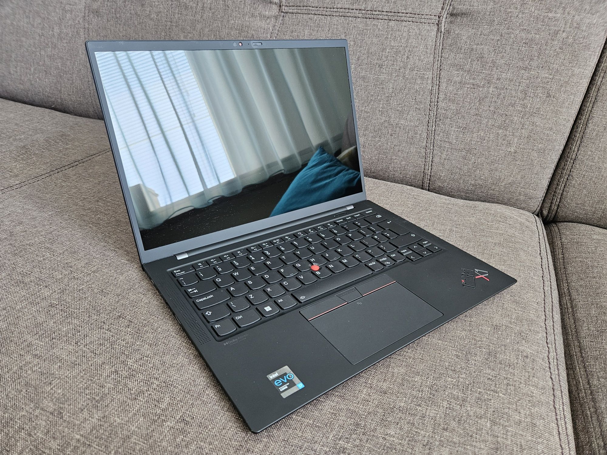 Lenovo X1 CARBON 9 GEN 14" - 4K UHD HDR/ i7-1165G7/512GB/16GB/LTE 4G