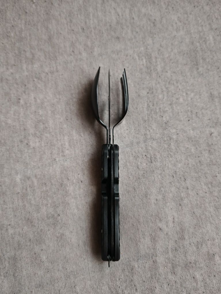 Briceag multifuncțional