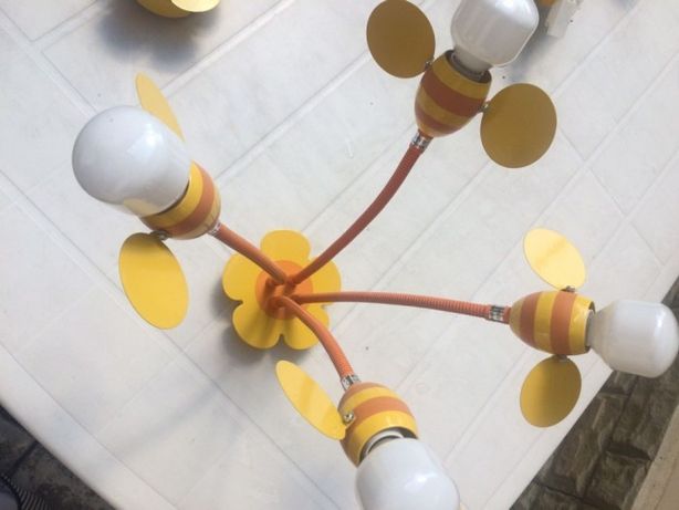 Lampa si aplica model albinute camera copii, pret pentru toate 4 buc.