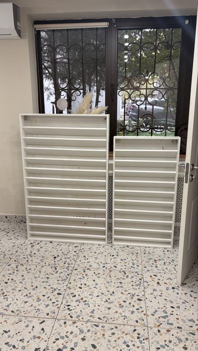 Продам срочно полки для лаков