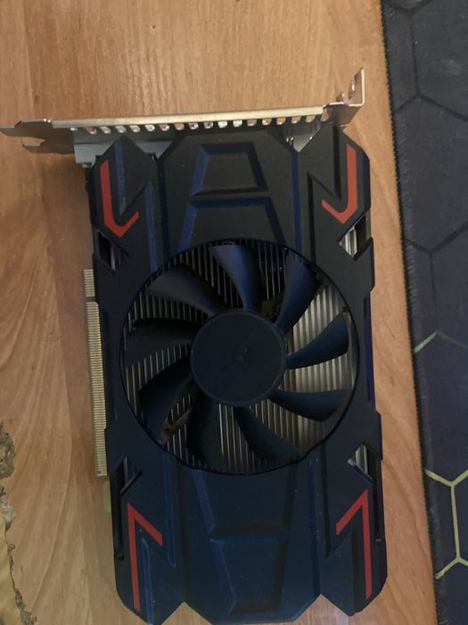 Продам видео карту Amd HD 6700s 1gb ddr 5