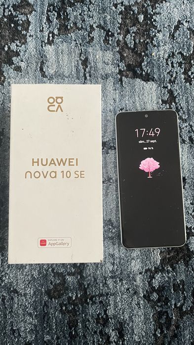 Huawei nova 10 SE si motorola g60