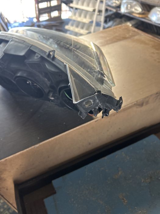 Десен фар за peugeot boxer