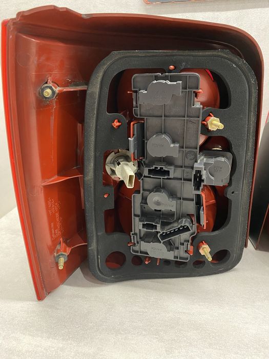 Стопове / tail lights - VW Passat b5.5