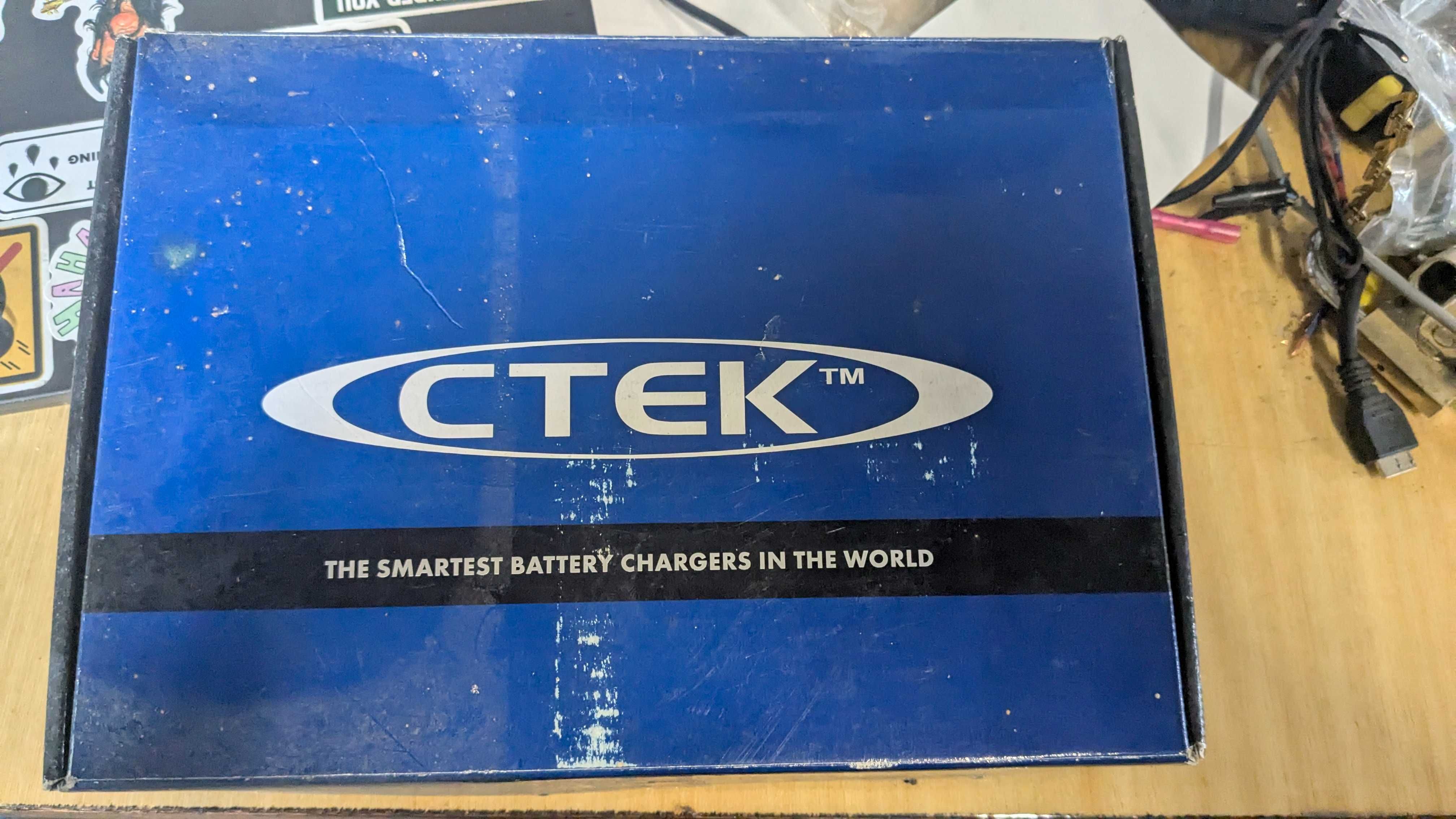 Професионално зарядно CTEK 4000 24V 8-250 aH
