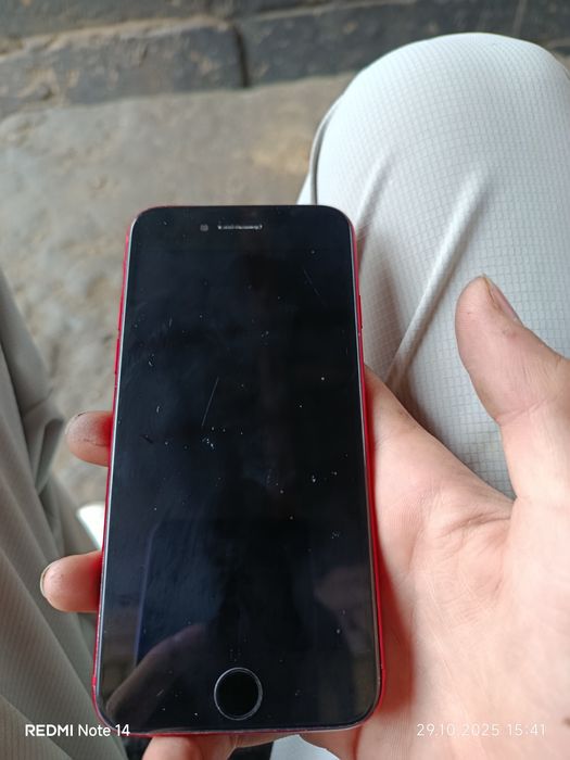 Продам Айфон 8 64гб