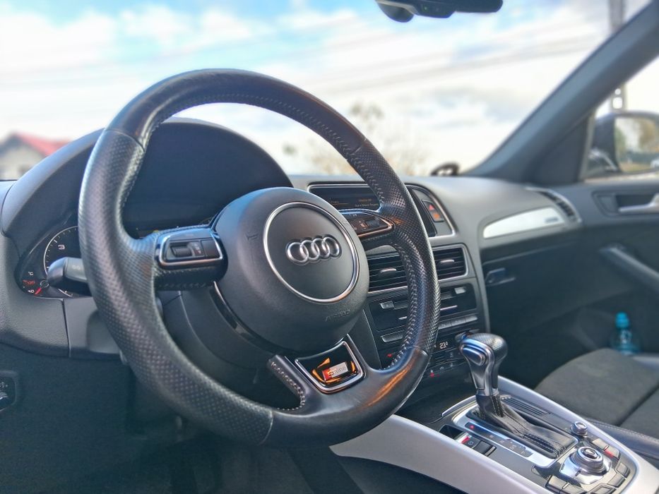 Vând AUDI Q5, S-LINE QUATTRO, 12900€
