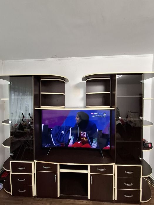 Vand mobila sufragerie