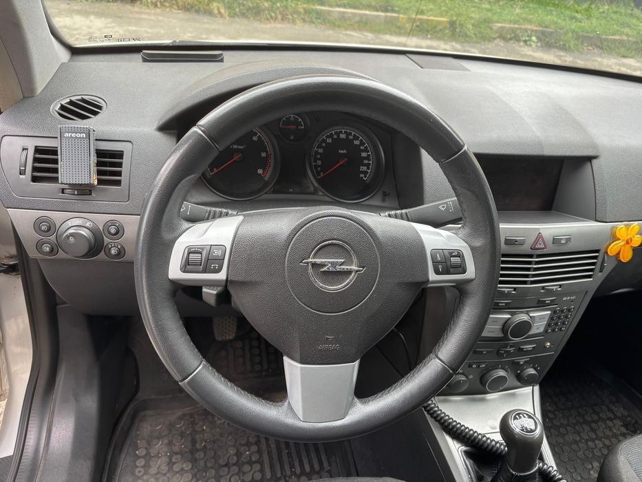 Opel Astra H 1.7 CDTI 2005