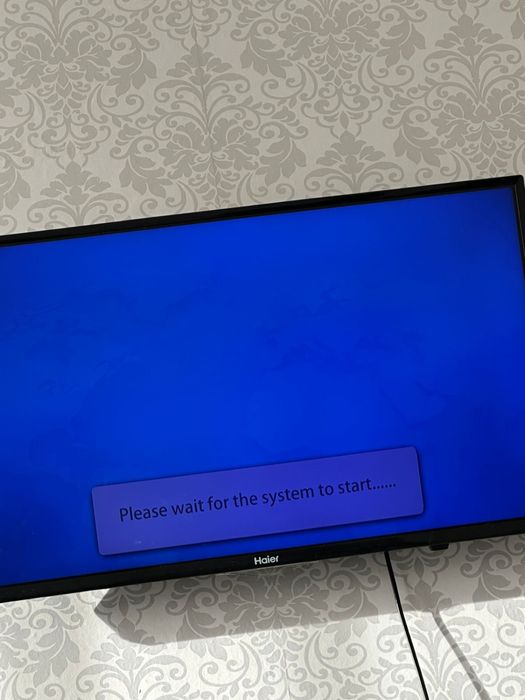 Продам телевизор на запчасти