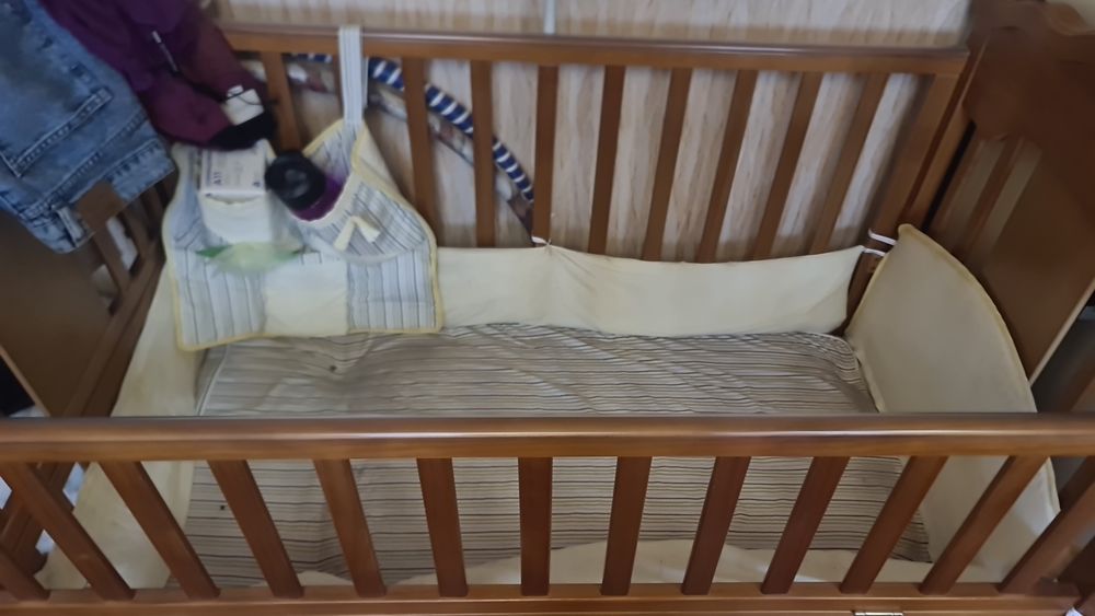 В наличии кроватка