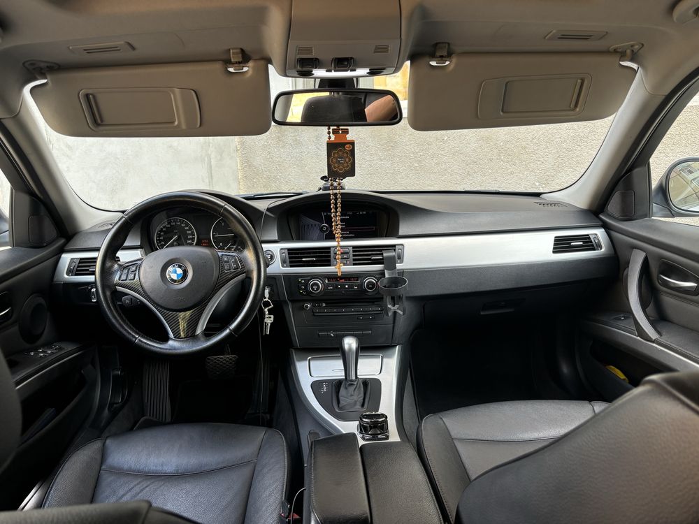 Bmw 320d* 184cp* automata* an2011* panoramic* bi-xenon