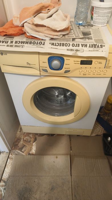 Отдам бесплатно стиральную машину  не рабочая