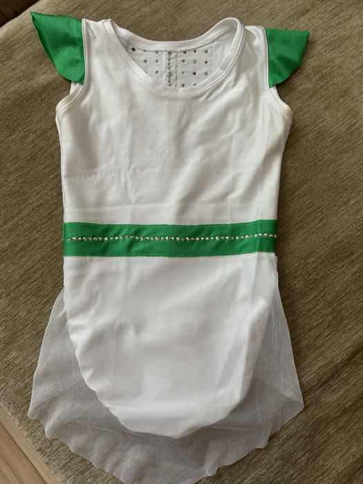 Трико за худежествена гимнастика.