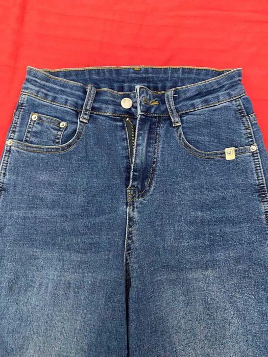Джинсы женские б/у, в хорошем качестве