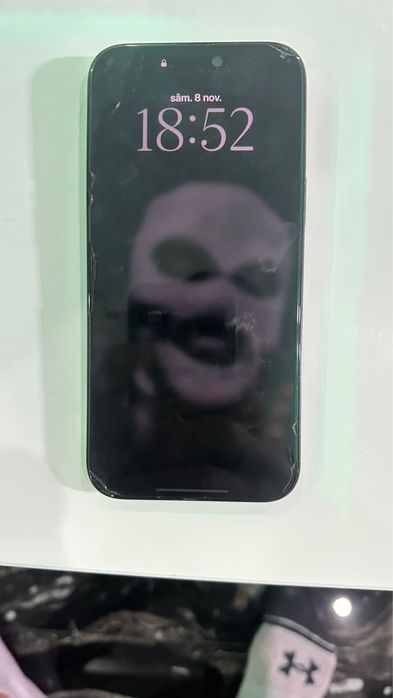 Iphone 16 pro max in stare perfecta de functionare